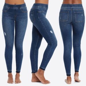 SPANX Distressed Denim Legging Pull on Skinny Jeans with Frayed Hems